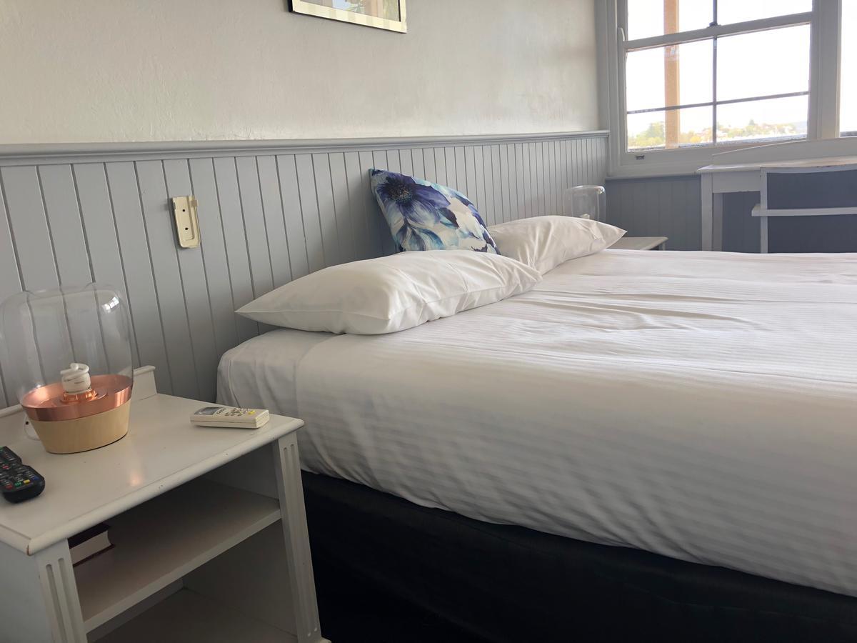 Squid'S Ink Motel Belmont Exterior photo